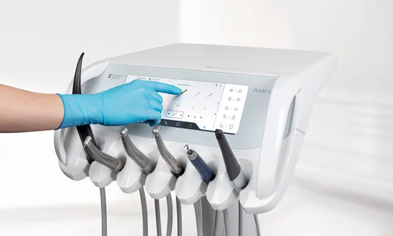 Funciones de endodoncia e implantología integradas en el Axano